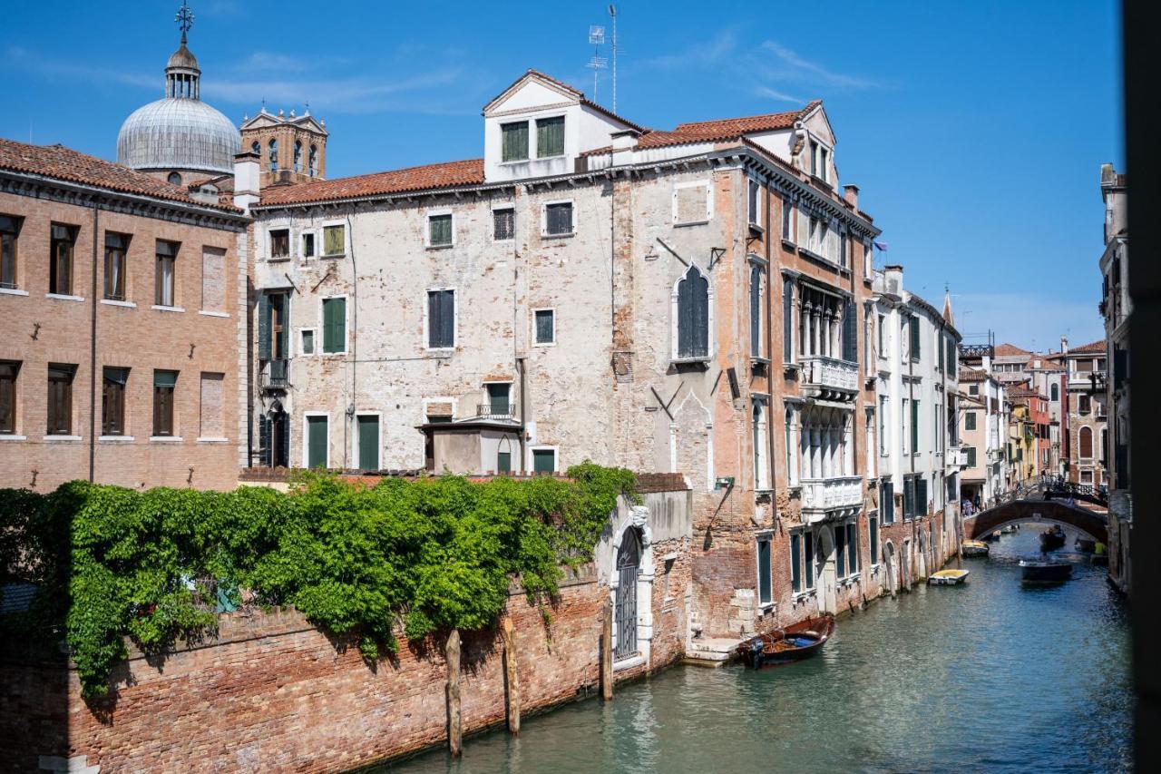 Apartamento Palazzo Borgoloco Venecia Exterior foto