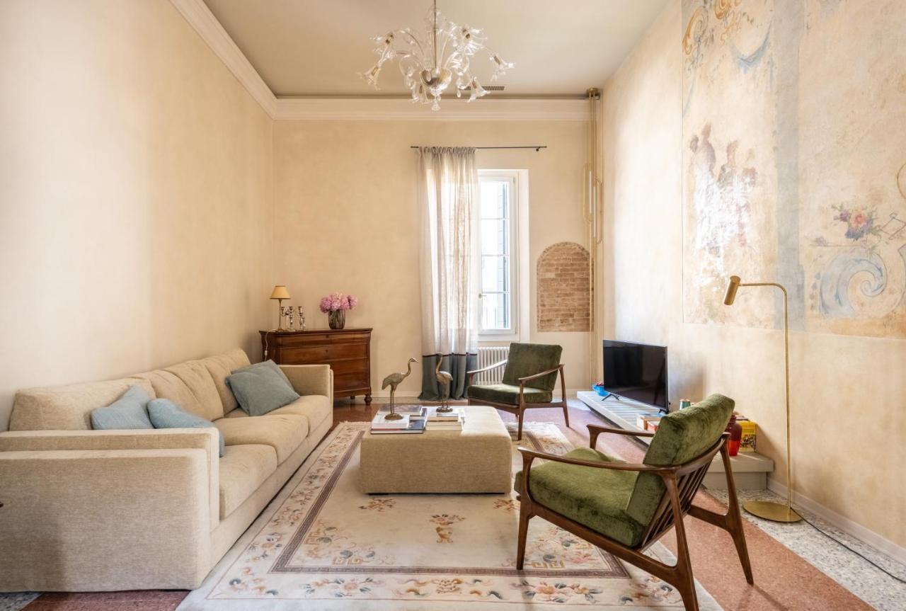 Apartamento Palazzo Borgoloco Venecia Exterior foto