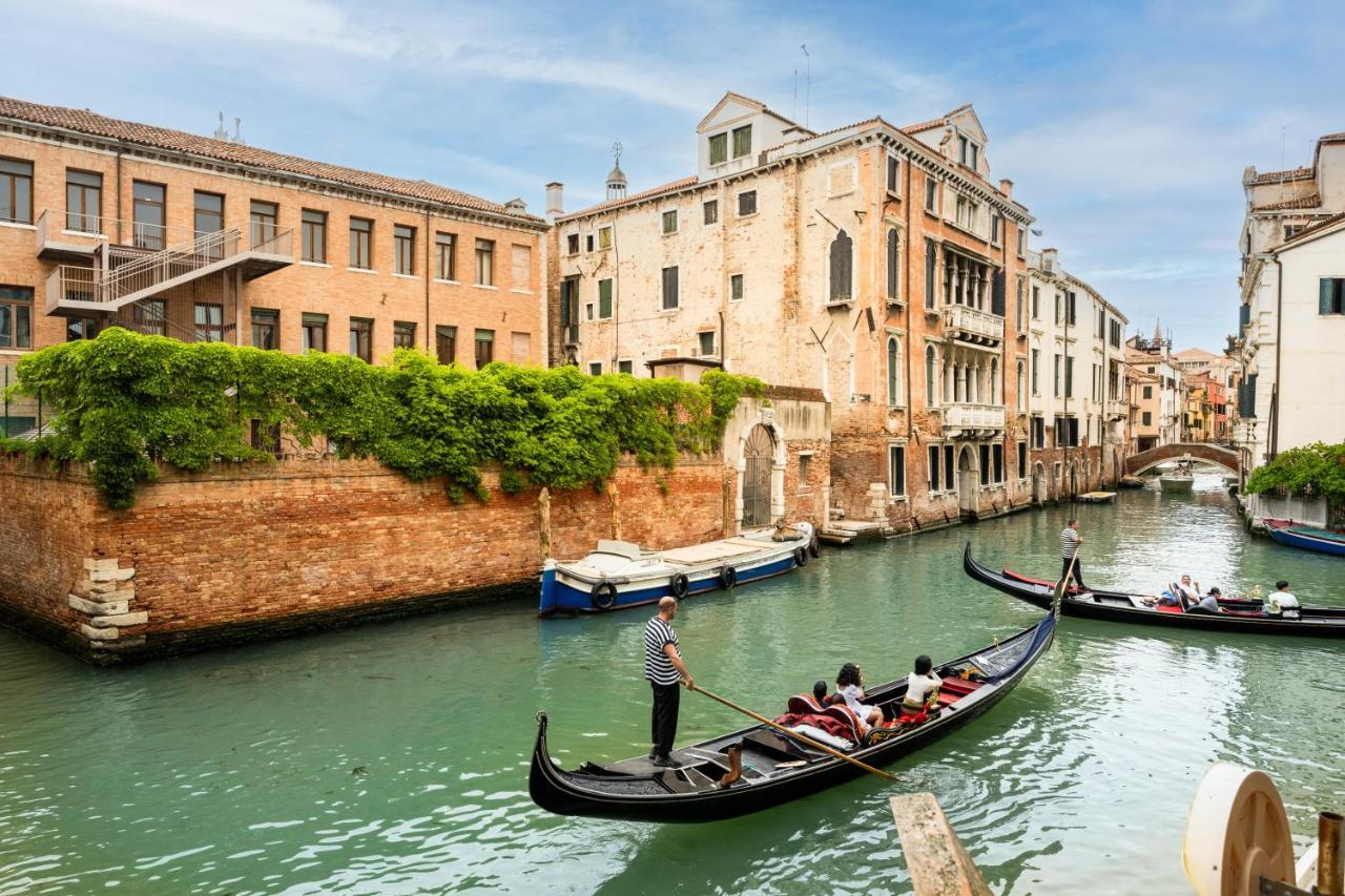Apartamento Palazzo Borgoloco Venecia Exterior foto